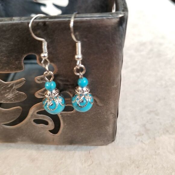 Hand Crafted Turquoise Victorian Lace Art Nouveau Gemstone Bead Drop Earrings - Picture 3 of 7